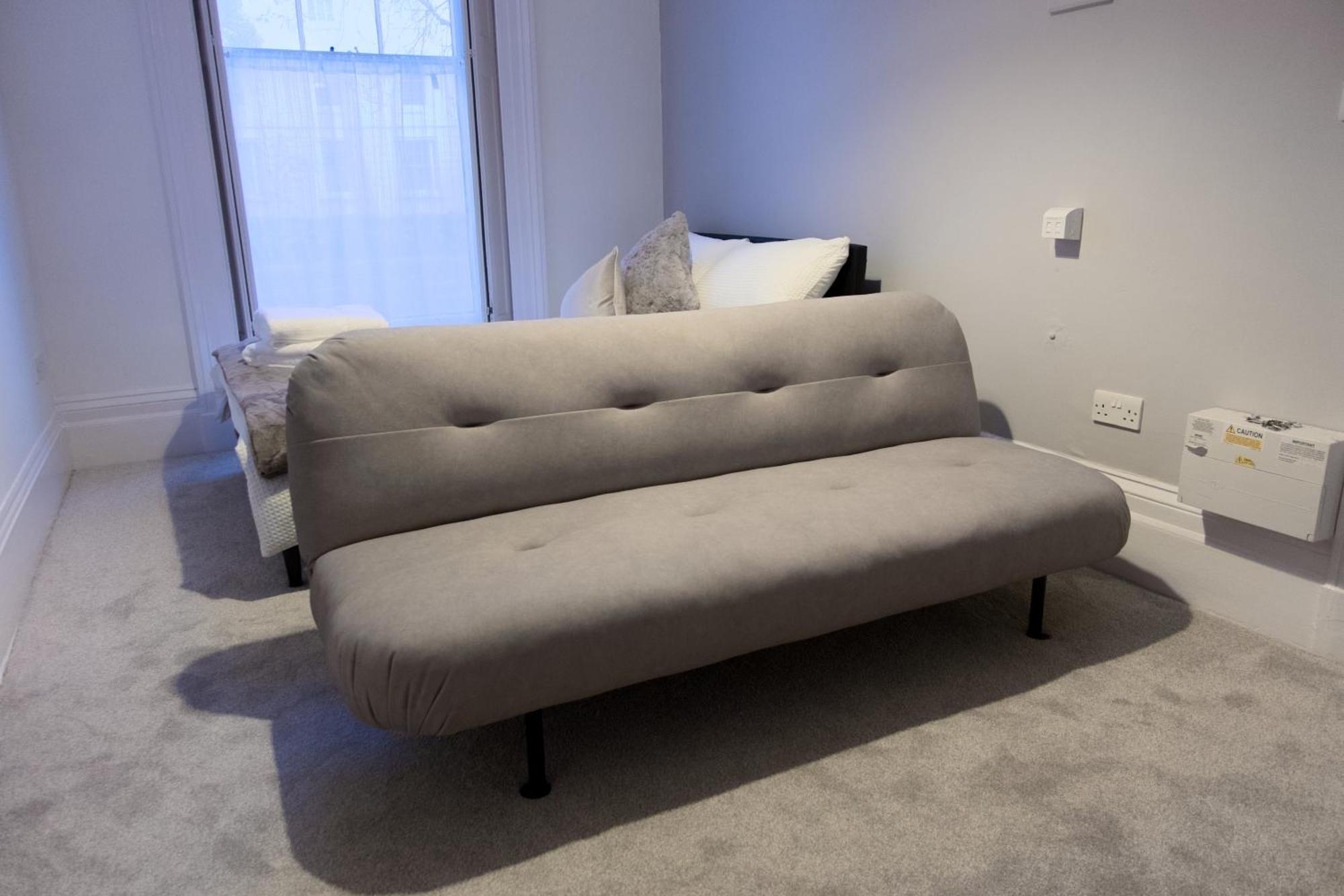 1 Bedroom - The Opal Apartment *
