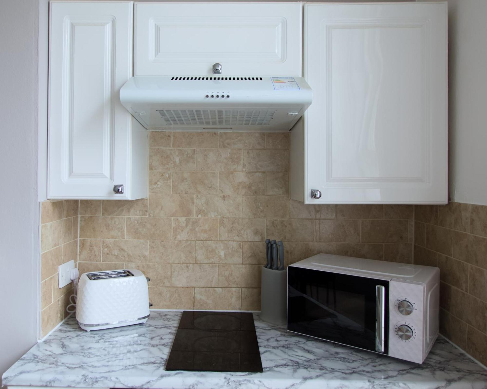 1 Bedroom - The Opal Apartment *