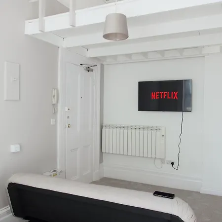 1 Bedroom Apartment - The Opal Cheltenham Exterior photo
